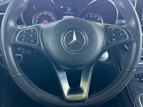 Used 2019 Mercedes-Benz GLC 300 image 25