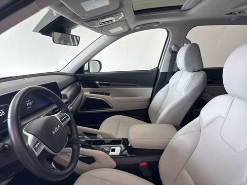 Used 2025 Kia Telluride S image 7