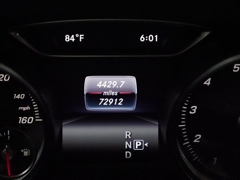 Used 2019 Mercedes-Benz GLA 250 w/ Convenience Package image 17