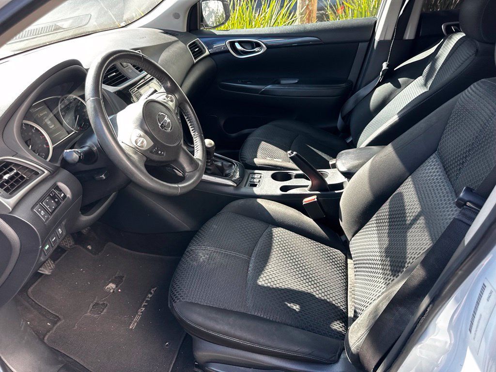 Used 2017 Nissan Sentra SR Turbo w/ SR Midnight Edition FWD image 21