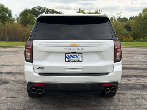 Used 2023 Chevrolet Tahoe High Country w/ Premium Package 2 AWD/4WD image 3