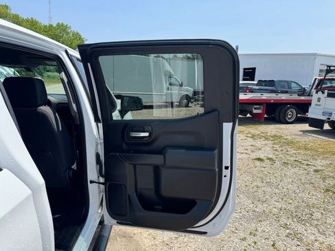 Used 2020 Chevrolet Silverado 1500 LT w/ Remote Start Package image 12