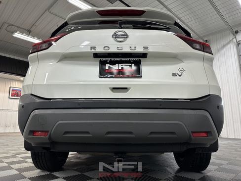Used 2021 Nissan Rogue SV FWD image 20