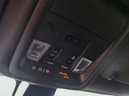 Used 2023 Chevrolet Blazer RS image 26