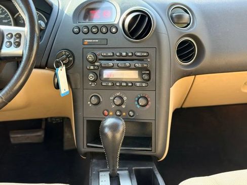 Used 2008 Pontiac Grand Prix w/ Sun And Sound Package FWD image 20