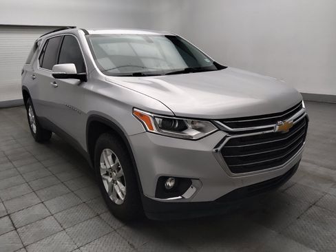 Used 2020 Chevrolet Traverse LT FWD image 14