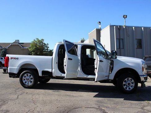 Used 2024 Ford F250 XLT w/ FX4 Off-Road Package AWD/4WD image 19