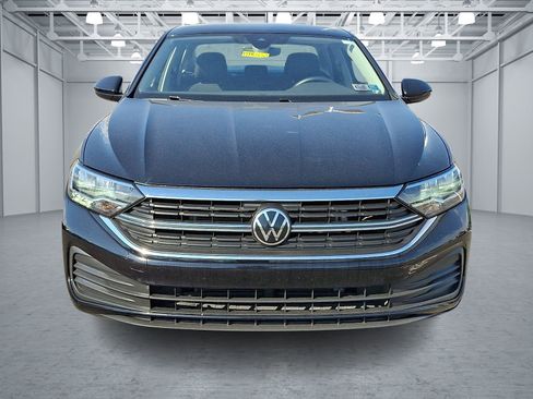 Used 2024 Volkswagen Jetta S FWD image 2