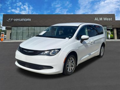 Used 2022 Chrysler Voyager LX