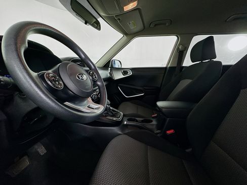 Used 2020 Kia Soul LX image 20