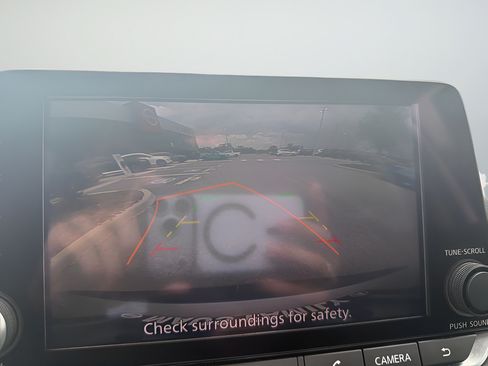 Used 2023 Nissan Rogue SV FWD image 37