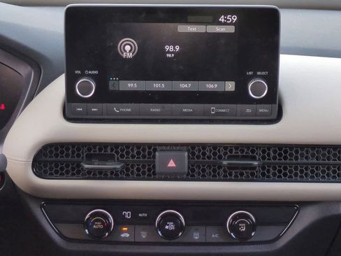 Used 2024 Honda HR-V LX image 27