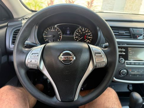 Used 2016 Nissan Altima 2.5 S w/ Power Driver Seat Package FWD image 24