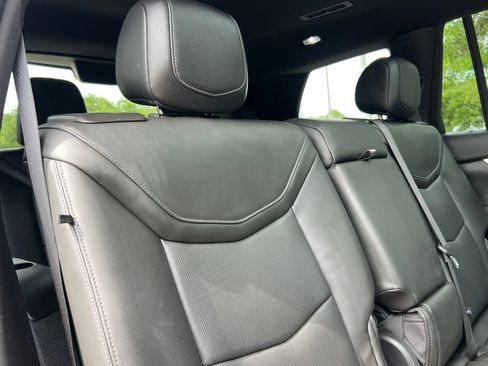 Certified 2023 Cadillac XT6 Premium Luxury FWD image 26