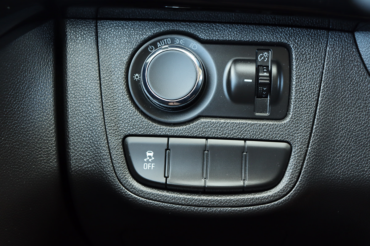 Used 2021 Chevrolet Spark LT FWD image 28