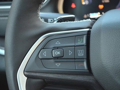 New 2025 Jeep Grand Cherokee Limited image 17