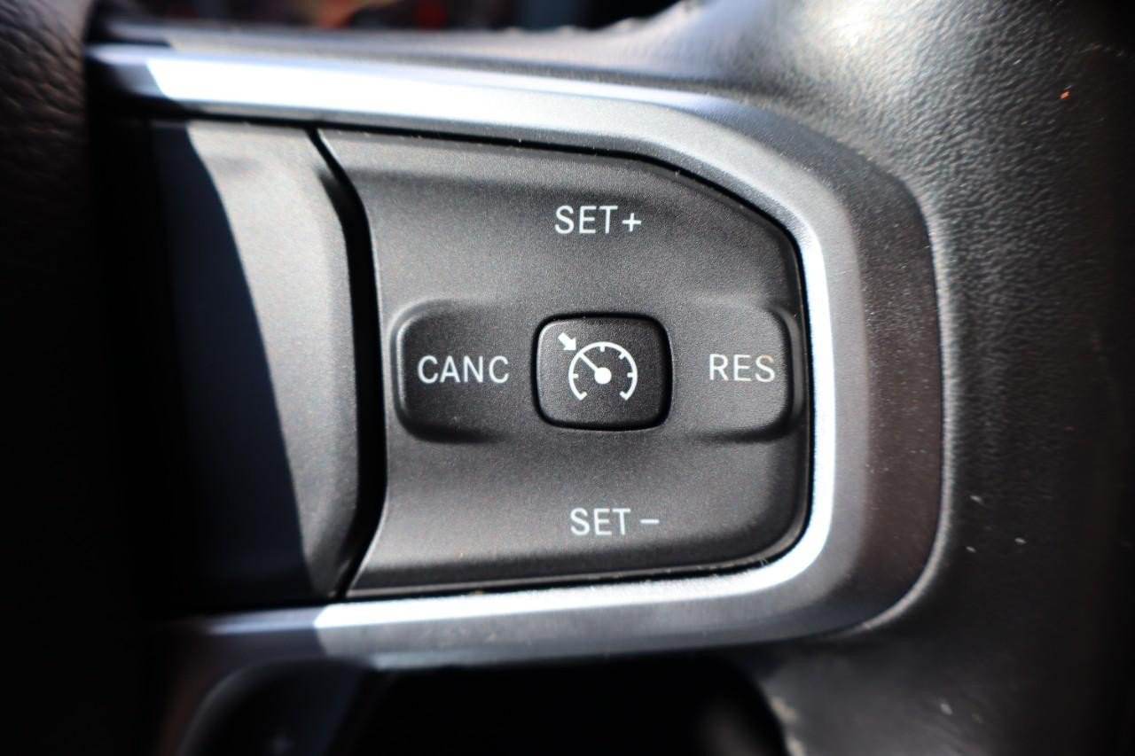 Used 2020 RAM 1500 Big Horn AWD/4WD image 14