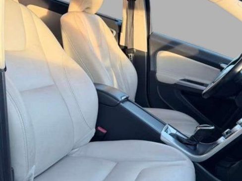 Used 2017 Volvo S60 T5 Inscription image 26