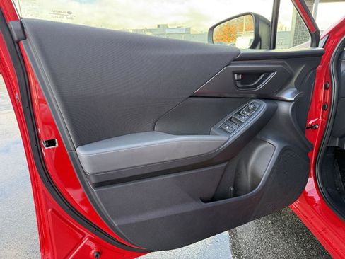 Certified 2025 Subaru Impreza 2.0i image 15