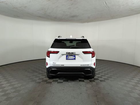 New 2026 GMC Terrain Elevation image 8