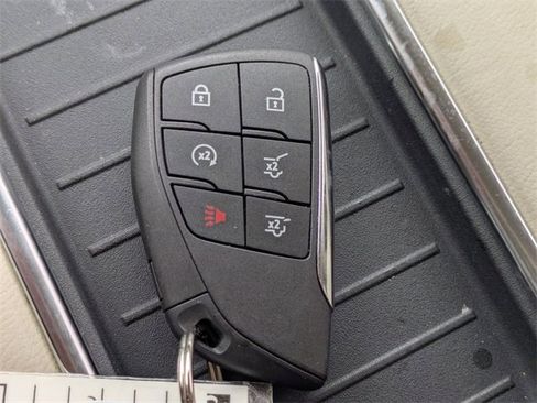 Used 2022 GMC Yukon Denali image 37