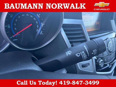 Used 2015 Chevrolet Cruze LT image 11