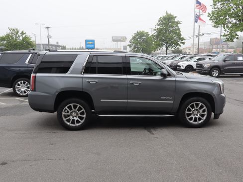 Used 2020 GMC Yukon Denali w/ Open Road Package AWD/4WD image 11