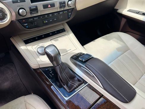 Used 2017 Lexus ES 350 FWD image 16
