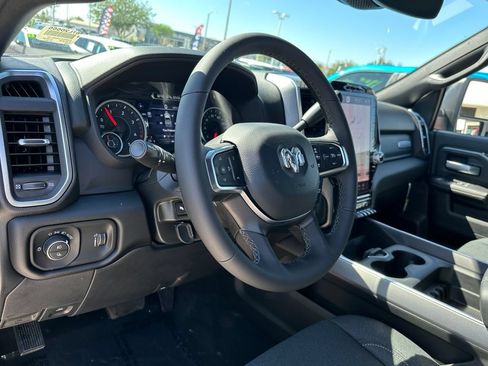 New 2026 RAM 2500 Big Horn AWD/4WD image 17