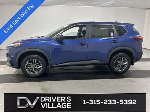 Used 2023 Nissan Rogue S AWD/4WD image 6