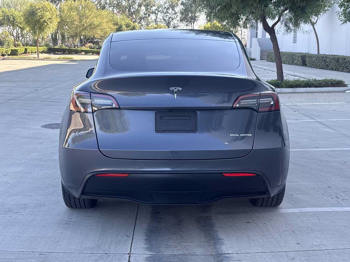 Used 2021 Tesla Model Y Long Range AWD/4WD image 4
