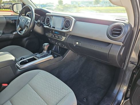 Used 2023 Toyota Tacoma SR5 RWD image 21