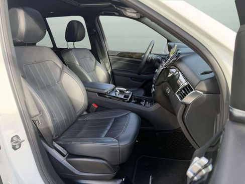 Used 2018 Mercedes-Benz GLE 350 image 32