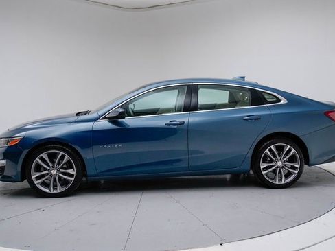 Used 2024 Chevrolet Malibu LT image 2