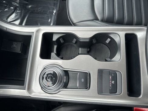 Used 2024 Ford Edge SEL w/ Convenience Package image 27