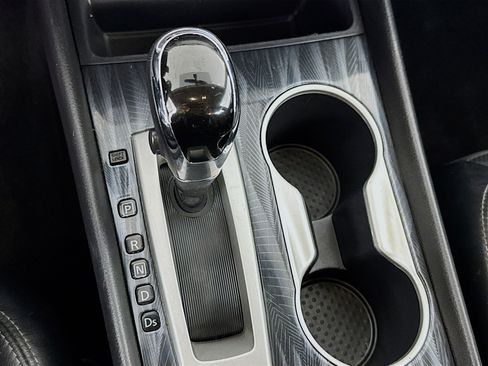 Used 2017 Nissan Altima 2.5 SL w/ Moonroof Package image 19