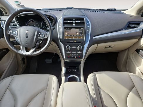 Used 2019 Lincoln MKC Premiere image 10
