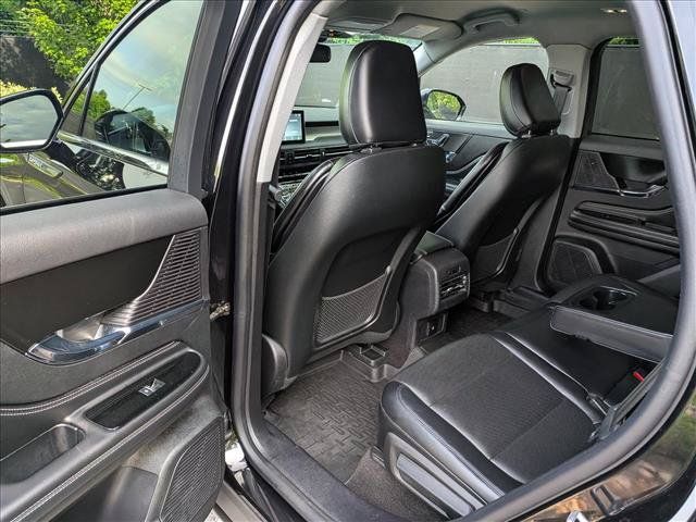 Certified 2022 Lincoln Corsair AWD w/ Equipment Group 101A image 22