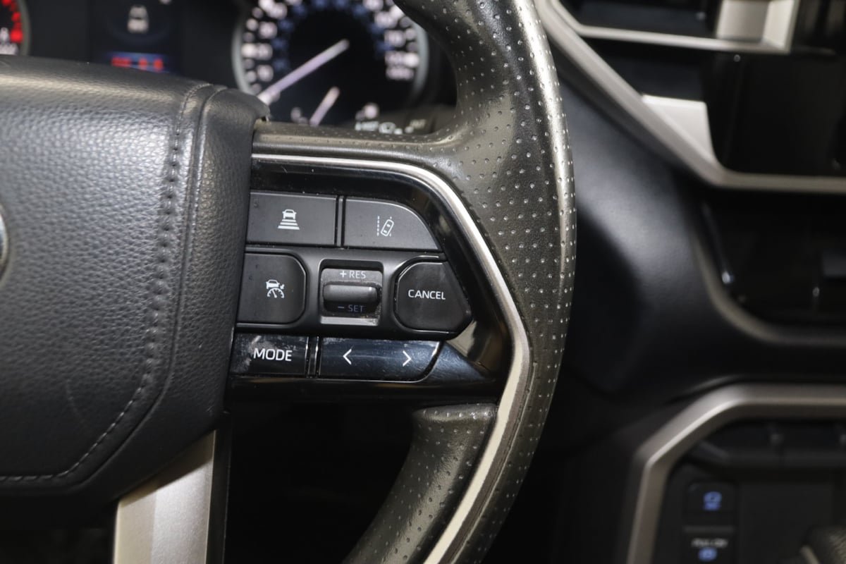 Used 2022 Toyota Tundra SR5 AWD/4WD image 30