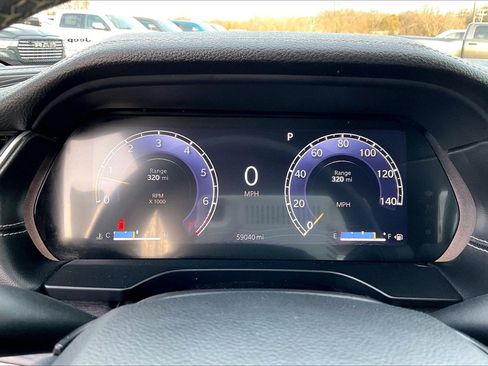 Used 2023 Jeep Grand Cherokee L Limited w/ Black Appearance Package image 20