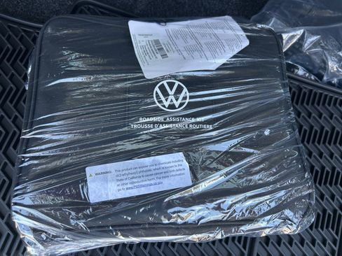 Used 2026 Volkswagen Tiguan S FWD image 29