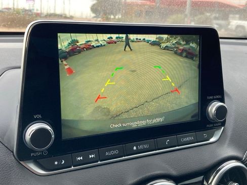 Used 2022 Nissan Sentra SV w/ All-Weather Package image 20