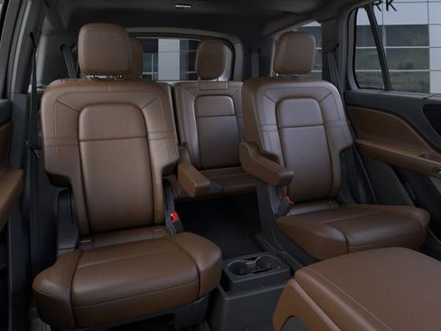 New 2026 Lincoln Aviator Reserve image 11