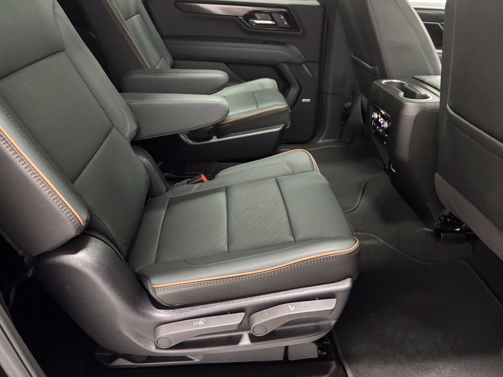 Used 2026 GMC Yukon XL AT4 AWD/4WD image 54
