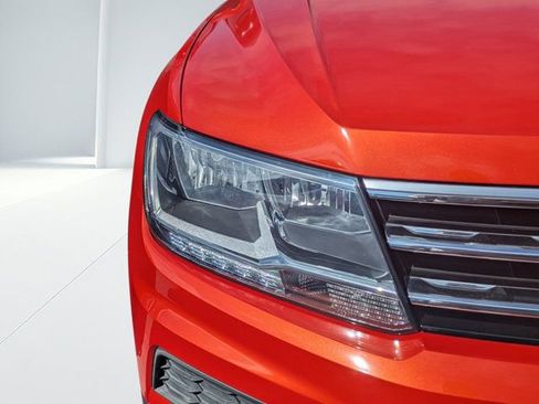 Used 2018 Volkswagen Tiguan SEL image 7