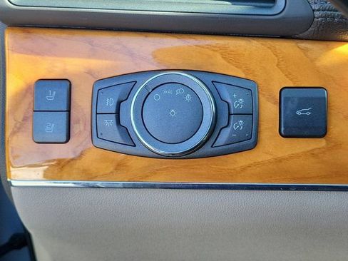 Used 2014 Lincoln MKX Base w/ Equipment Group 102A image 9