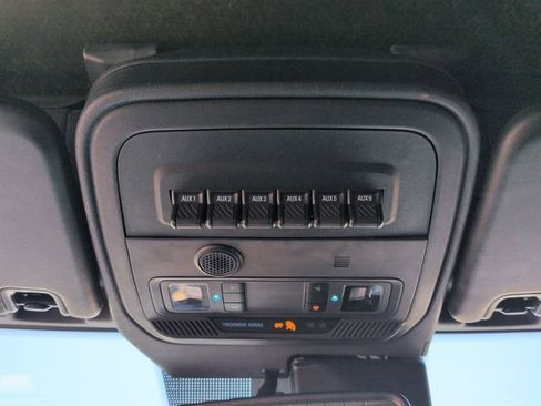 Used 2022 Ford Bronco Black Diamond image 32