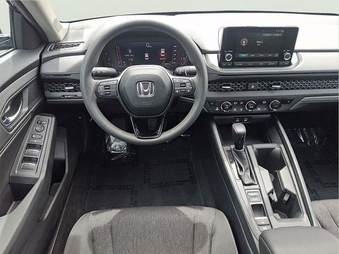 Used 2024 Honda Accord EX image 9