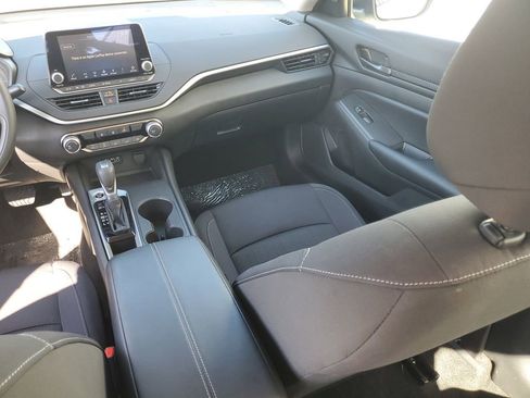 Certified 2025 Nissan Altima 2.5 S FWD image 21