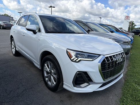Used 2025 Audi Q3 2.0T Premium Plus AWD/4WD image 2